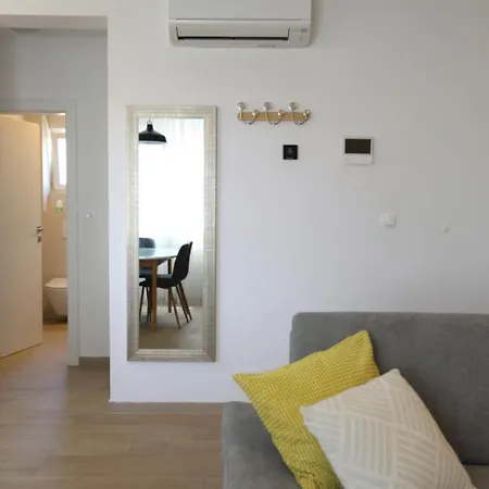 Rosa Mystica Apartment Trogir